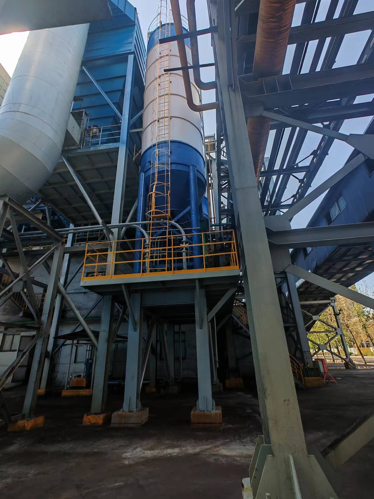 钢铁电站锅炉-高活性钙基脱硫系统运行至今，达到各项环保参数指标，运行效果显著！